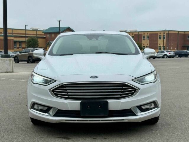 Белый Форд Фьюжн, объемом двигателя 2 л и пробегом 52 тыс. км за 2700 $, фото 1 на Automoto.ua