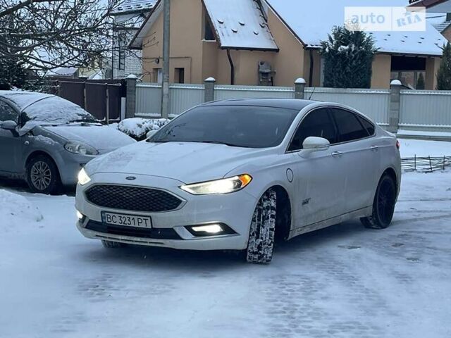 Белый Форд Фьюжн, объемом двигателя 2 л и пробегом 230 тыс. км за 14500 $, фото 8 на Automoto.ua