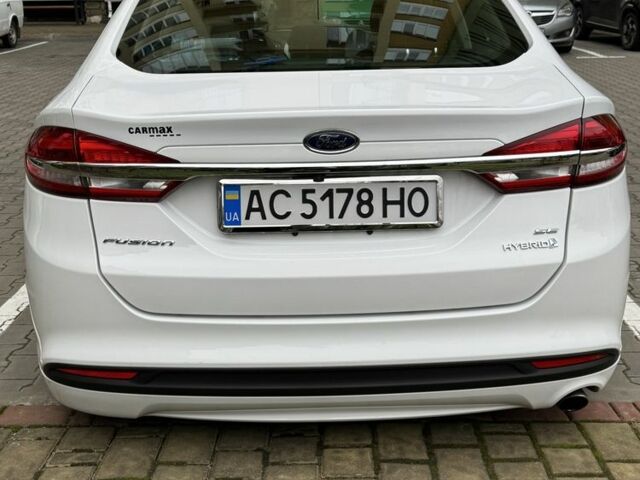 Белый Форд Фьюжн, объемом двигателя 2 л и пробегом 142 тыс. км за 14000 $, фото 1 на Automoto.ua