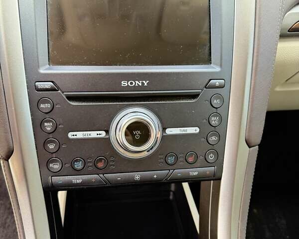 Білий Форд Фьюжен, об'ємом двигуна 2 л та пробігом 138 тис. км за 11500 $, фото 8 на Automoto.ua
