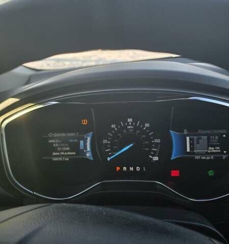 Білий Форд Фьюжен, об'ємом двигуна 2 л та пробігом 194 тис. км за 14400 $, фото 5 на Automoto.ua