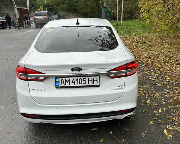 Білий Форд Фьюжен, об'ємом двигуна 2 л та пробігом 108 тис. км за 13500 $, фото 19 на Automoto.ua
