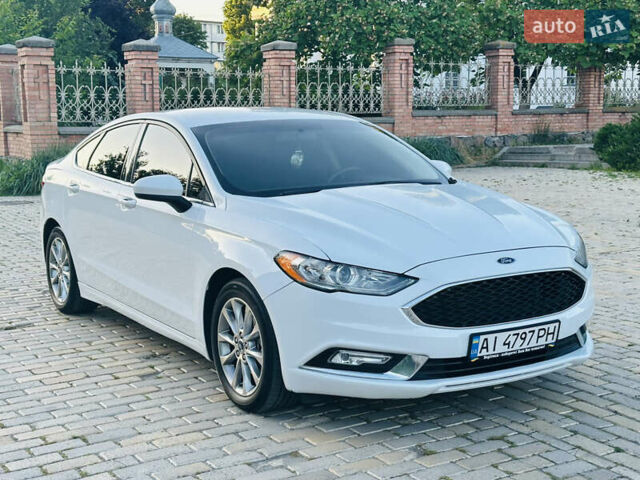 Білий Форд Фьюжен, об'ємом двигуна 1.5 л та пробігом 106 тис. км за 12500 $, фото 28 на Automoto.ua