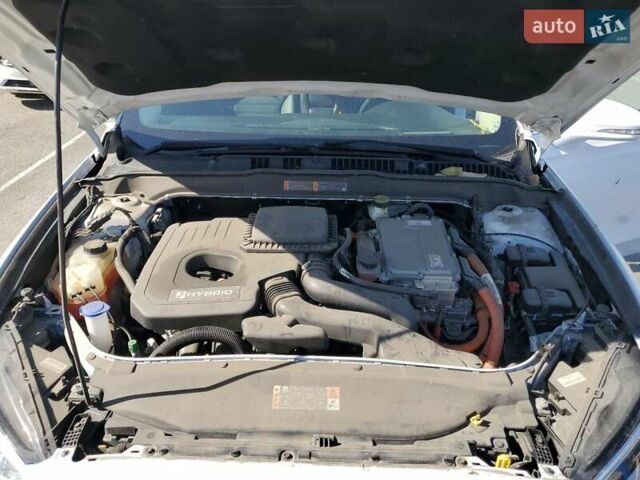 Белый Форд Фьюжн, объемом двигателя 0 л и пробегом 88 тыс. км за 2400 $, фото 10 на Automoto.ua