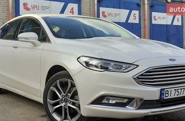 Белый Форд Фьюжн, объемом двигателя 0 л и пробегом 126 тыс. км за 15400 $, фото 2 на Automoto.ua