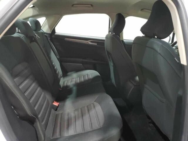 Белый Форд Фьюжн, объемом двигателя 2.5 л и пробегом 104 тыс. км за 950 $, фото 6 на Automoto.ua