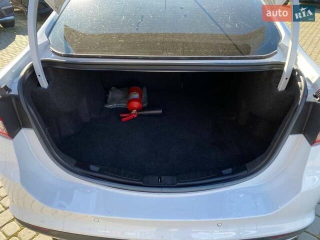 Білий Форд Фьюжен, об'ємом двигуна 1.5 л та пробігом 14 тис. км за 13600 $, фото 25 на Automoto.ua