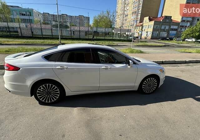 Белый Форд Фьюжн, объемом двигателя 2 л и пробегом 110 тыс. км за 15899 $, фото 7 на Automoto.ua