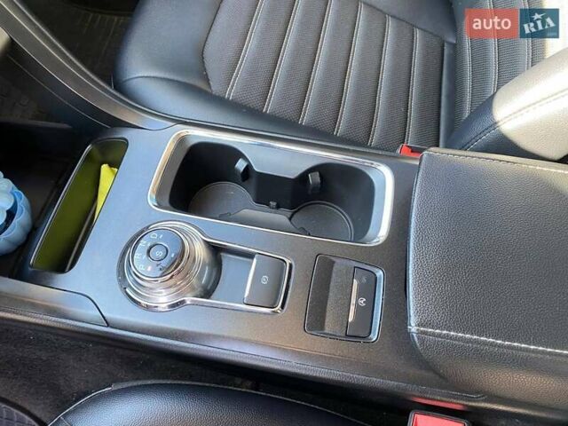 Білий Форд Фьюжен, об'ємом двигуна 1.5 л та пробігом 14 тис. км за 13600 $, фото 16 на Automoto.ua