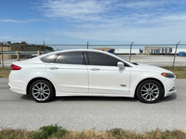 Белый Форд Фьюжн, объемом двигателя 2 л и пробегом 62 тыс. км за 3400 $, фото 7 на Automoto.ua