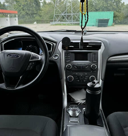 Форд Фьюжн 2017 в Полтаве на Automoto.ua Белый Форд Фьюжн, объемом двигателя 2 л и пробегом 215 тыс. км за 13000 $, фото 10 на Automoto.ua
