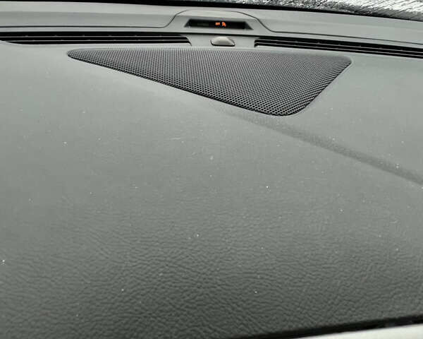 Белый Форд Фьюжн, объемом двигателя 2.5 л и пробегом 175 тыс. км за 10500 $, фото 24 на Automoto.ua