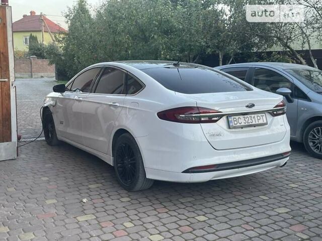 Белый Форд Фьюжн, объемом двигателя 2 л и пробегом 230 тыс. км за 14500 $, фото 7 на Automoto.ua