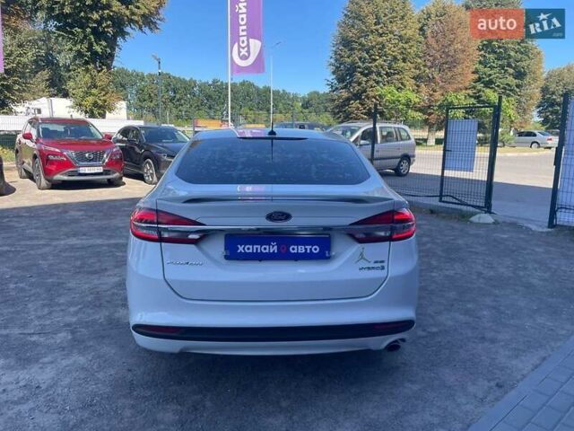 Форд Фьюжн 2017 в Виннице на Automoto.ua Белый Форд Фьюжн, объемом двигателя 2 л и пробегом 143 тыс. км за 16200 $, фото 5 на Automoto.ua