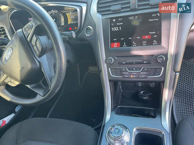 Белый Форд Фьюжн, объемом двигателя 2.49 л и пробегом 170 тыс. км за 11300 $, фото 12 на Automoto.ua