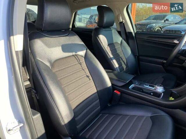 Білий Форд Фьюжен, об'ємом двигуна 1.5 л та пробігом 14 тис. км за 13600 $, фото 24 на Automoto.ua