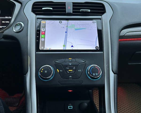 Белый Форд Фьюжн, объемом двигателя 2.49 л и пробегом 130 тыс. км за 12000 $, фото 8 на Automoto.ua