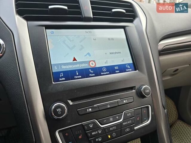 Белый Форд Фьюжн, объемом двигателя 1.5 л и пробегом 99 тыс. км за 12900 $, фото 27 на Automoto.ua