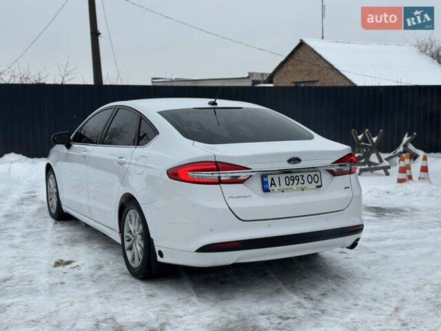 Білий Форд Фьюжен, об'ємом двигуна 2.5 л та пробігом 252 тис. км за 9400 $, фото 22 на Automoto.ua