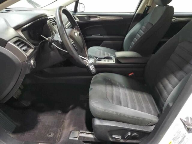 Белый Форд Фьюжн, объемом двигателя 2.5 л и пробегом 104 тыс. км за 950 $, фото 4 на Automoto.ua