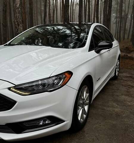 Белый Форд Фьюжн, объемом двигателя 2 л и пробегом 148 тыс. км за 15700 $, фото 5 на Automoto.ua