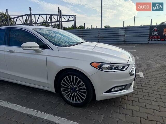 Форд Фьюжн 2017 в Кривом Роге на Automoto.ua Белый Форд Фьюжн, объемом двигателя 2 л и пробегом 97 тыс. км за 15800 $, фото 4 на Automoto.ua