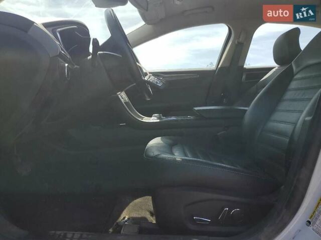 Белый Форд Фьюжн, объемом двигателя 2 л и пробегом 149 тыс. км за 1700 $, фото 6 на Automoto.ua