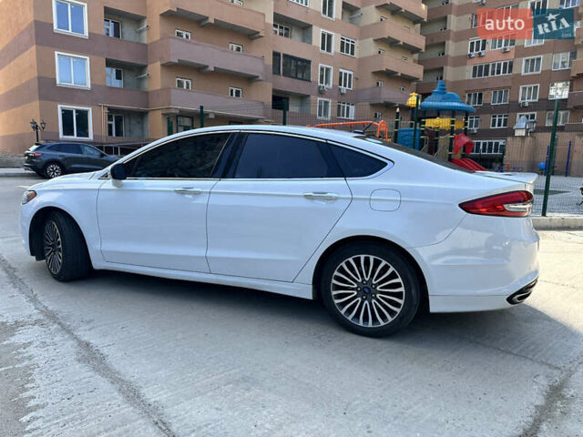 Белый Форд Фьюжн, объемом двигателя 2 л и пробегом 120 тыс. км за 15800 $, фото 5 на Automoto.ua