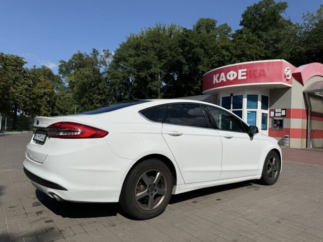 Білий Форд Фьюжен, об'ємом двигуна 2.5 л та пробігом 255 тис. км за 10900 $, фото 2 на Automoto.ua