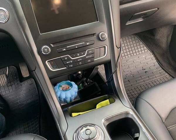 Білий Форд Фьюжен, об'ємом двигуна 1.5 л та пробігом 14 тис. км за 13000 $, фото 12 на Automoto.ua