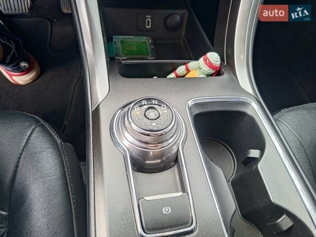 Форд Фьюжн 2017 в Кривом Роге на Automoto.ua Белый Форд Фьюжн, объемом двигателя 2 л и пробегом 97 тыс. км за 15800 $, фото 18 на Automoto.ua