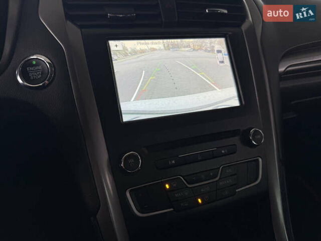 Білий Форд Фьюжен, об'ємом двигуна 2.49 л та пробігом 111 тис. км за 12999 $, фото 8 на Automoto.ua