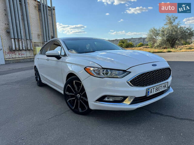 Білий Форд Фьюжен, об'ємом двигуна 2.5 л та пробігом 109 тис. км за 13200 $, фото 2 на Automoto.ua