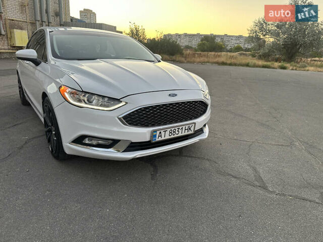 Білий Форд Фьюжен, об'ємом двигуна 2.5 л та пробігом 109 тис. км за 13200 $, фото 19 на Automoto.ua