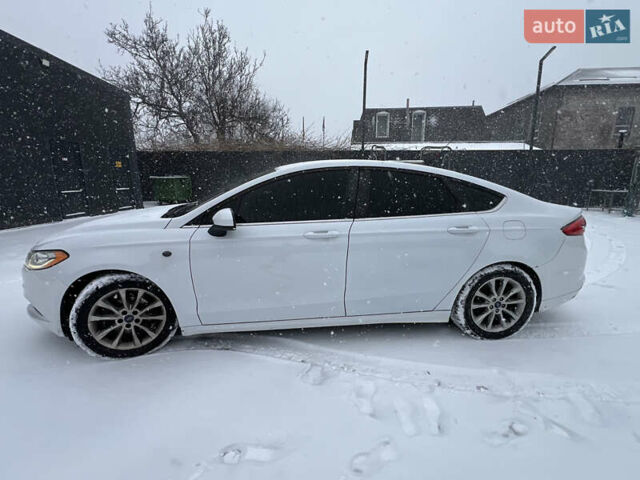 Белый Форд Фьюжн, объемом двигателя 2.5 л и пробегом 175 тыс. км за 10500 $, фото 8 на Automoto.ua