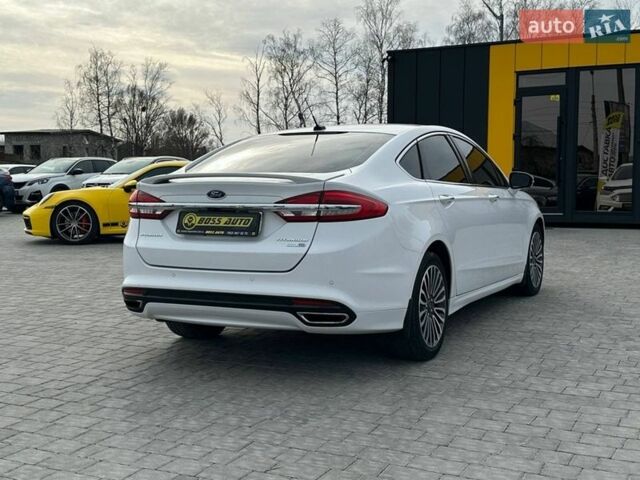 Білий Форд Фьюжен, об'ємом двигуна 2 л та пробігом 152 тис. км за 12800 $, фото 6 на Automoto.ua