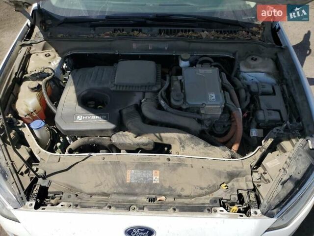 Белый Форд Фьюжн, объемом двигателя 2 л и пробегом 149 тыс. км за 1700 $, фото 10 на Automoto.ua
