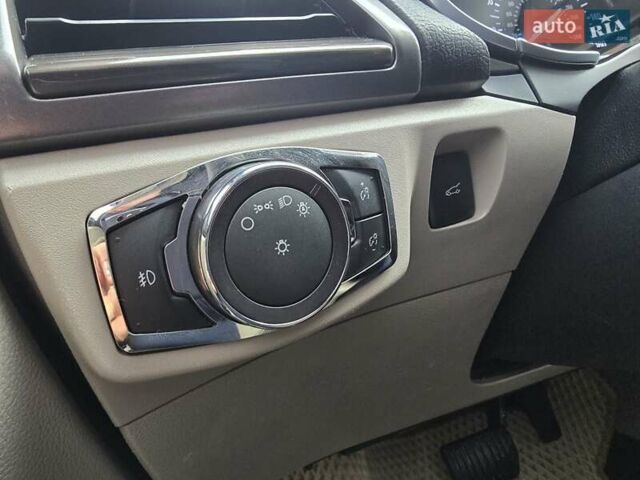 Белый Форд Фьюжн, объемом двигателя 1.5 л и пробегом 99 тыс. км за 12900 $, фото 23 на Automoto.ua