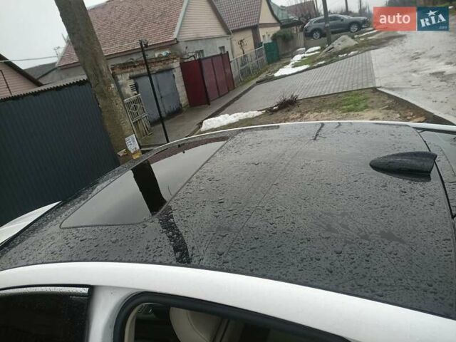 Білий Форд Фьюжен, об'ємом двигуна 2 л та пробігом 127 тис. км за 16000 $, фото 8 на Automoto.ua
