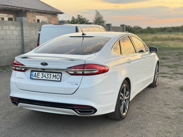 Белый Форд Фьюжн, объемом двигателя 2 л и пробегом 140 тыс. км за 15400 $, фото 2 на Automoto.ua