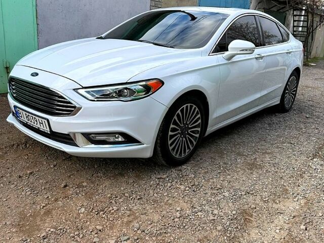 Білий Форд Фьюжен, об'ємом двигуна 2 л та пробігом 148 тис. км за 13500 $, фото 2 на Automoto.ua