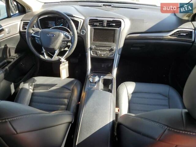Белый Форд Фьюжн, объемом двигателя 0 л и пробегом 88 тыс. км за 2400 $, фото 7 на Automoto.ua