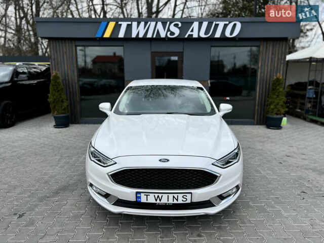 Білий Форд Фьюжен, об'ємом двигуна 2 л та пробігом 112 тис. км за 15900 $, фото 13 на Automoto.ua