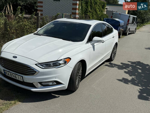 Белый Форд Фьюжн, объемом двигателя 2 л и пробегом 170 тыс. км за 13000 $, фото 3 на Automoto.ua