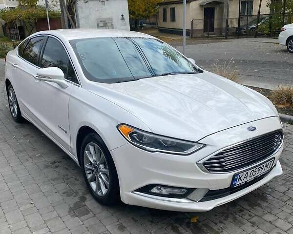 Форд Фьюжен 2017 у Одесі на Automoto.ua Білий Форд Фьюжен, об'ємом двигуна 2 л та пробігом 162 тис. км за 16000 $, фото 3 на Automoto.ua