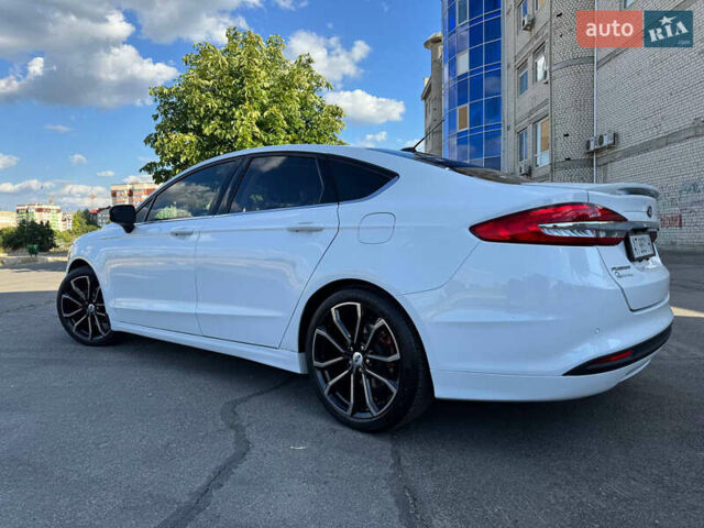 Білий Форд Фьюжен, об'ємом двигуна 2.5 л та пробігом 109 тис. км за 13200 $, фото 10 на Automoto.ua