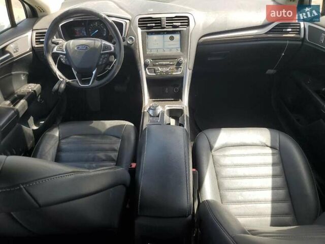 Белый Форд Фьюжн, объемом двигателя 2 л и пробегом 149 тыс. км за 1700 $, фото 7 на Automoto.ua
