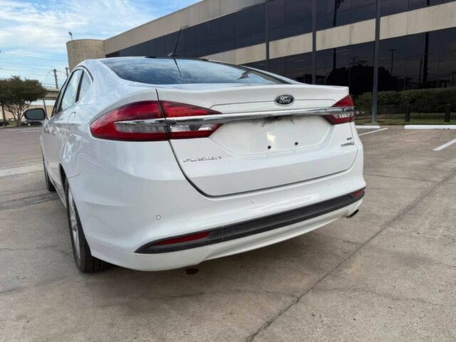 Білий Форд Фьюжен, об'ємом двигуна 2 л та пробігом 39 тис. км за 2200 $, фото 4 на Automoto.ua