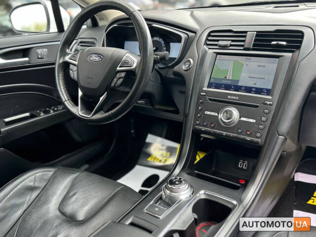 Белый Форд Фьюжн, объемом двигателя 2 л и пробегом 92 тыс. км за 12800 $, фото 15 на Automoto.ua