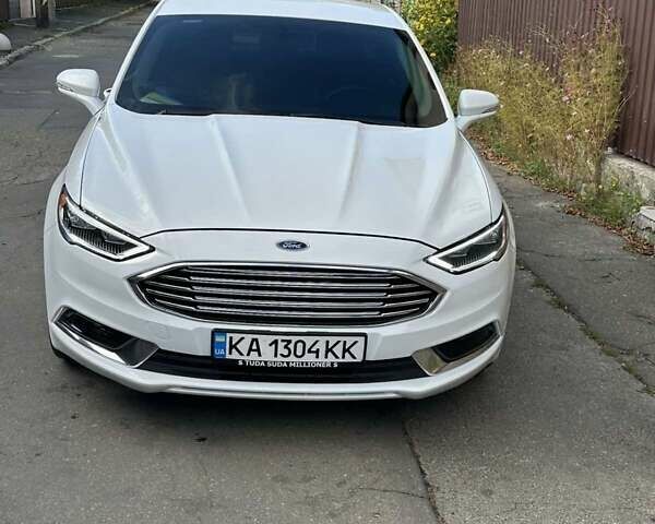 Білий Форд Фьюжен, об'ємом двигуна 2 л та пробігом 87 тис. км за 14500 $, фото 7 на Automoto.ua